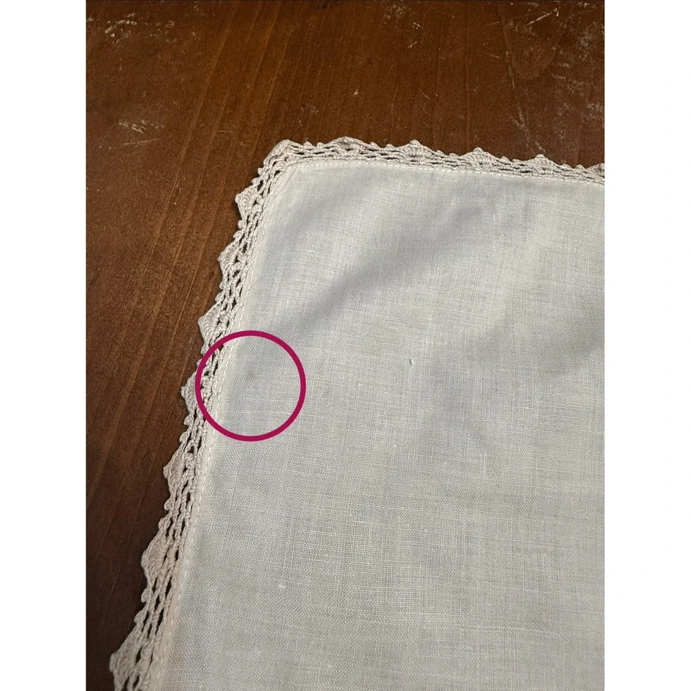 Vintage White Linen Placemats Set of 8 Embroidered Leaf Crochet Lace Trim 16x16